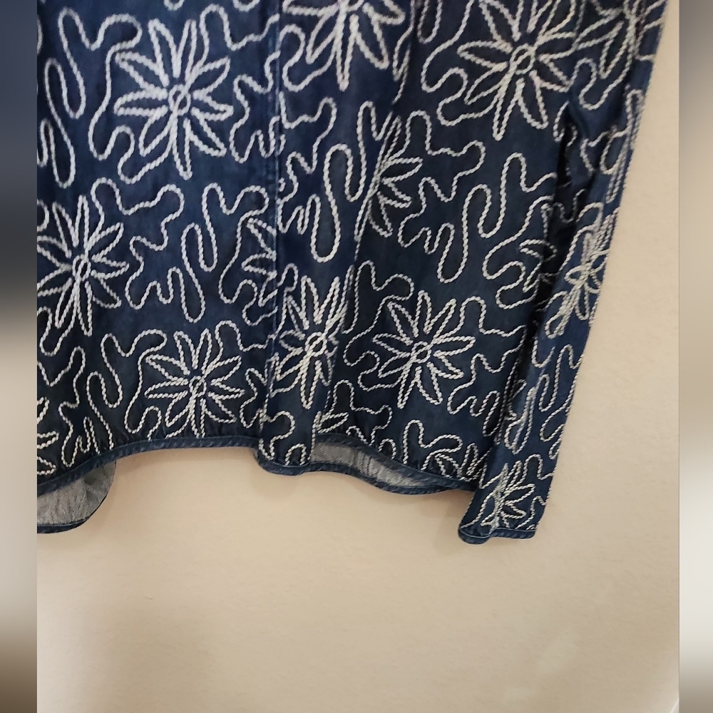Embroidered Open Front Jacket Size Medium - Picture 6 of 7